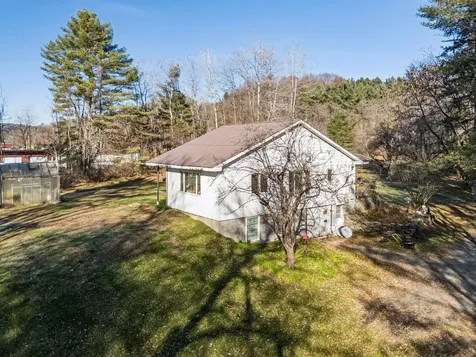 100 Cope Lane Hartford VT 05001