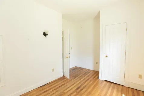 7-1 Fletcher Place Burlington VT 05401-1480