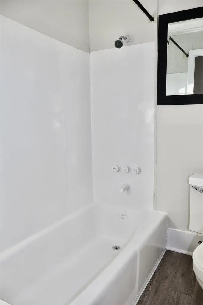 39 Mead Street Manchester NH 03104