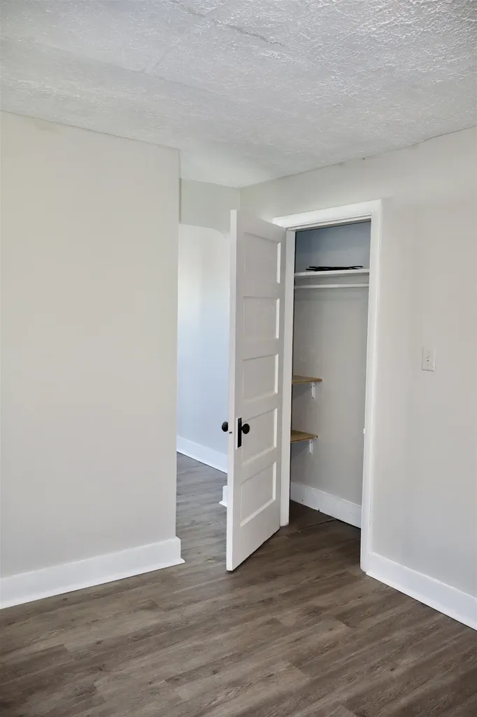 39 Mead Street Manchester NH 03104