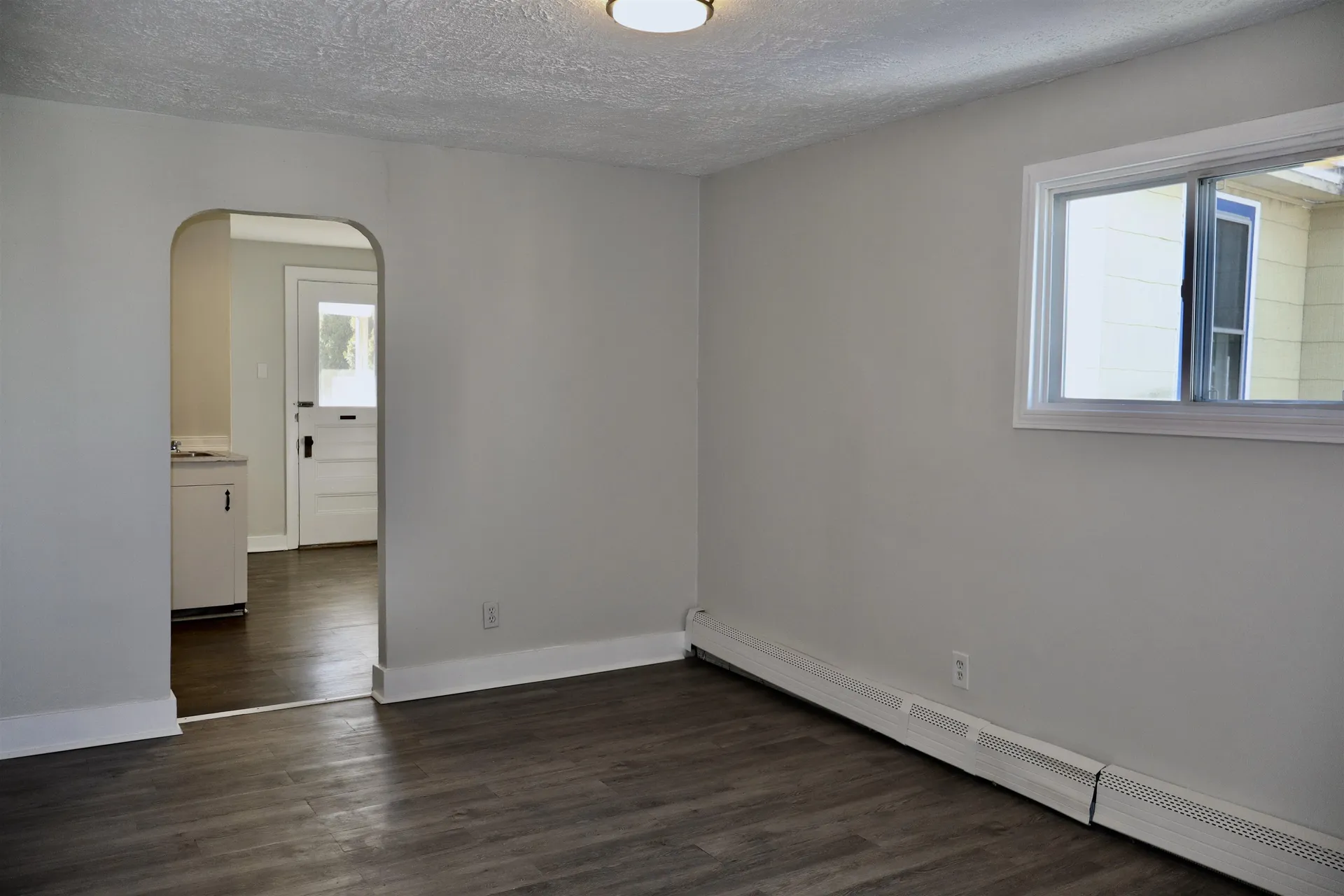 39 Mead Street Manchester NH 03104