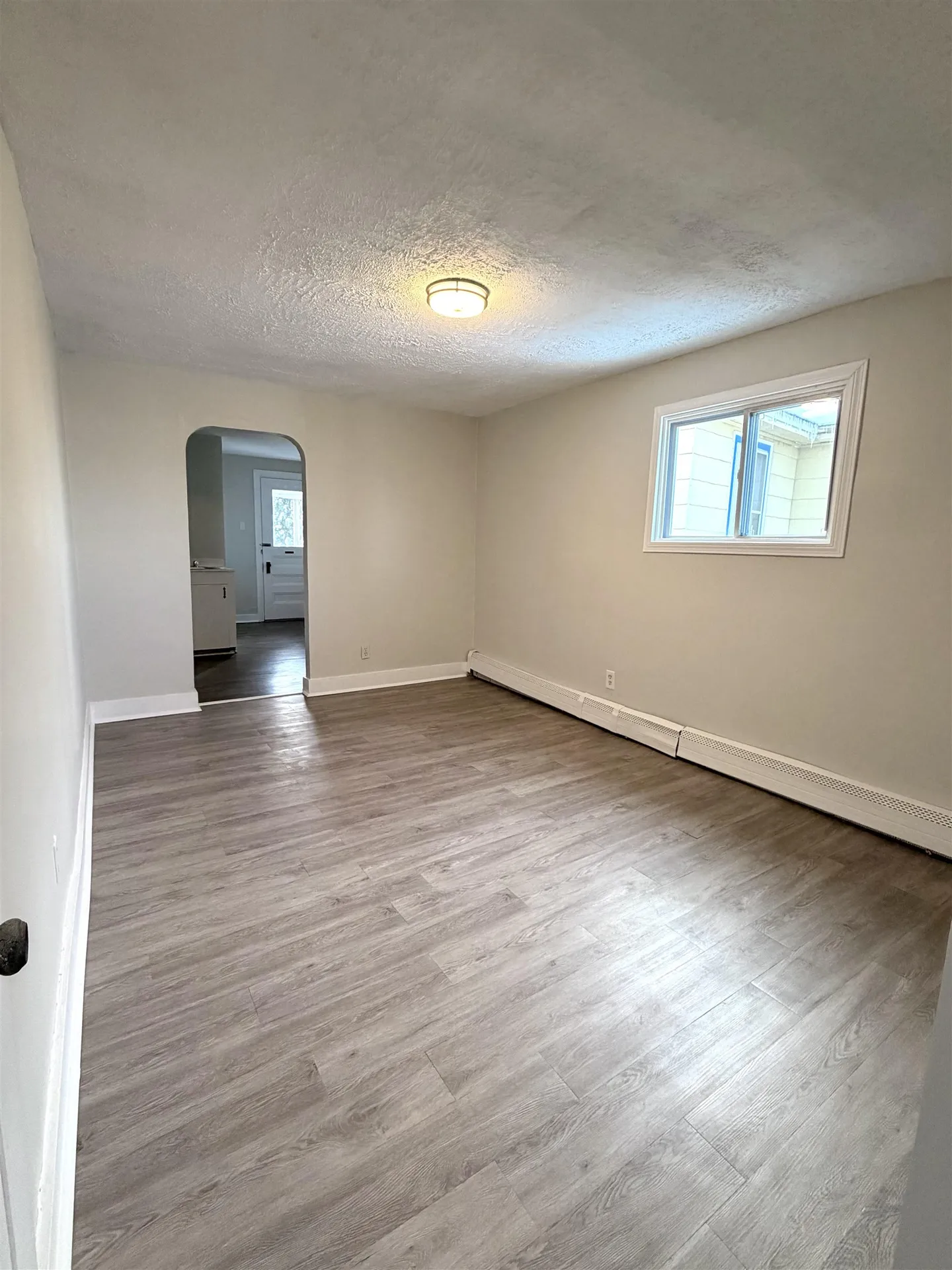 39 Mead Street Manchester NH 03104