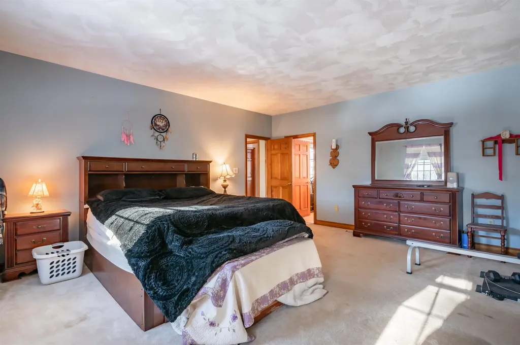 160 Jennifer Drive Chester NH 03036