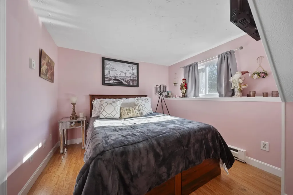 905 Mammoth Road Manchester NH 03104