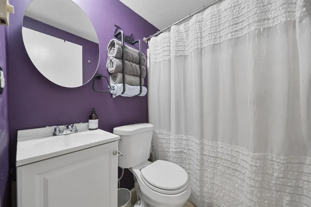 905 Mammoth Road Manchester NH 03104