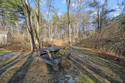 905 Mammoth Road Manchester NH 03104