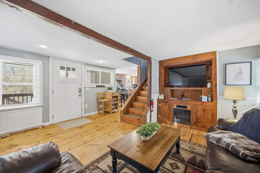 30 Moat Brook Drive Conway NH 03818