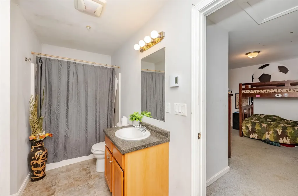 80 Trinity Circle Rochester NH 03839