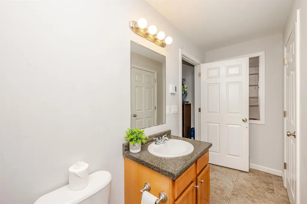 80 Trinity Circle Rochester NH 03839