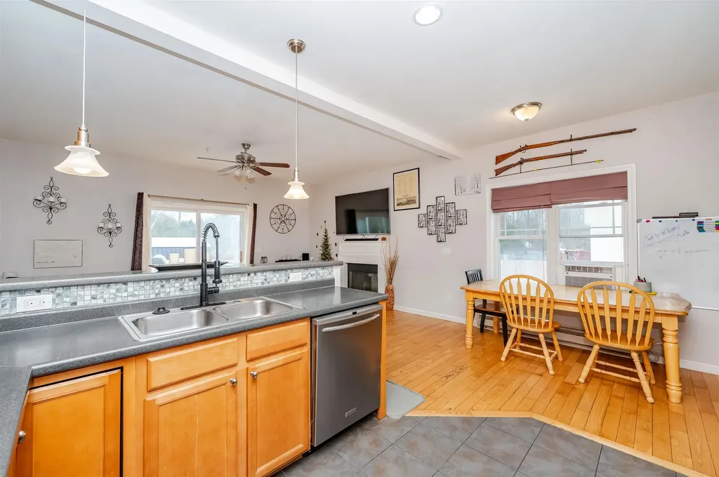 80 Trinity Circle Rochester NH 03839