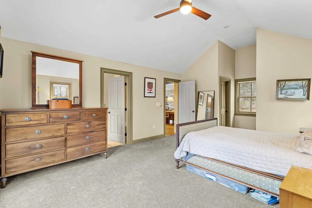 464 Irish Hill Road Hopkinton NH 03229