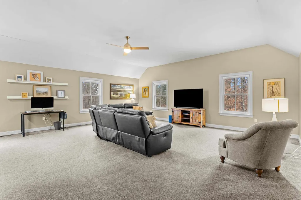 464 Irish Hill Road Hopkinton NH 03229