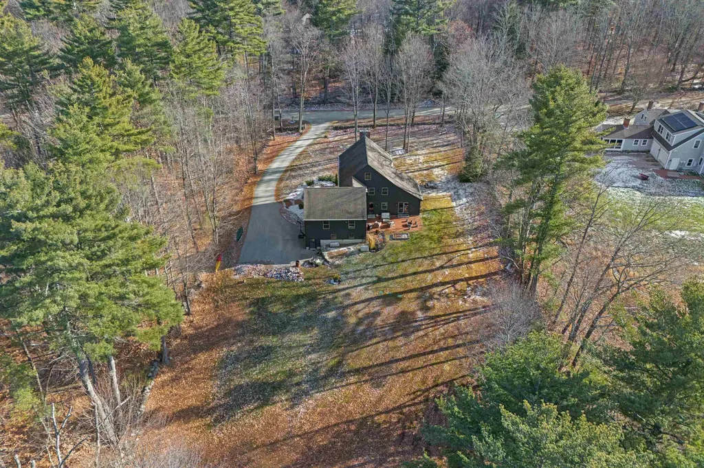464 Irish Hill Road Hopkinton NH 03229