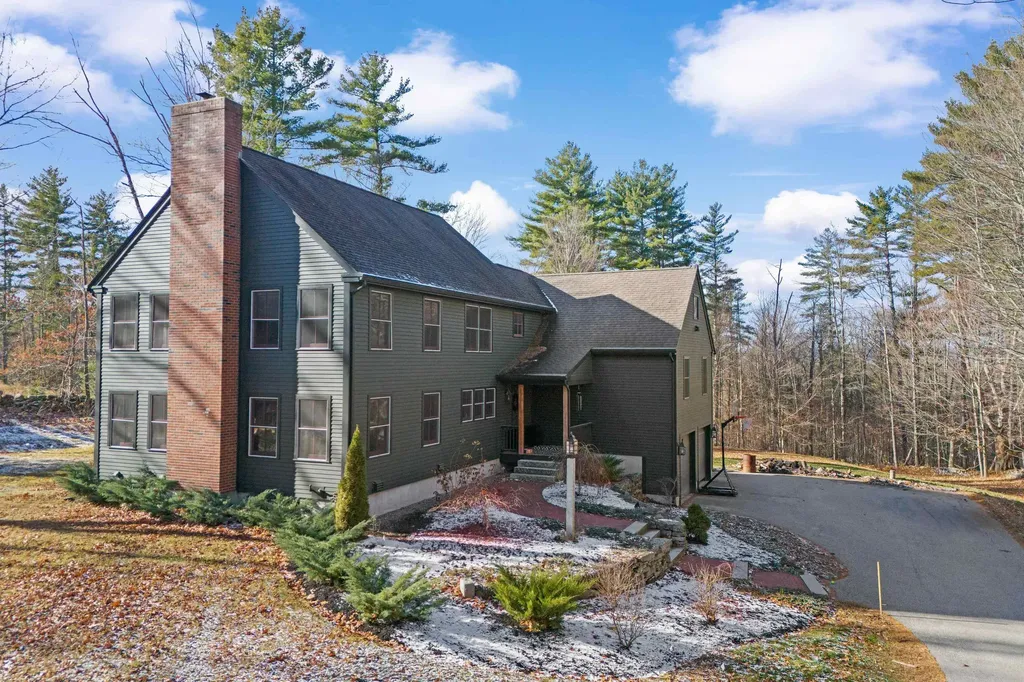 464 Irish Hill Road Hopkinton NH 03229