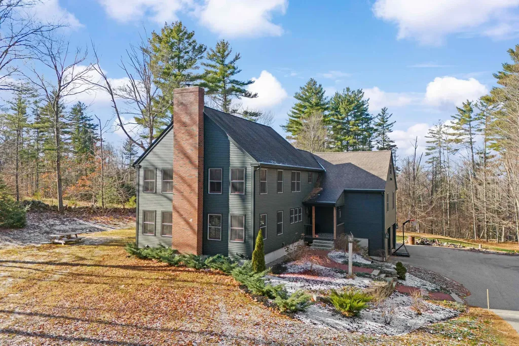 464 Irish Hill Road Hopkinton NH 03229