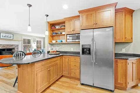 464 Irish Hill Road Hopkinton NH 03229