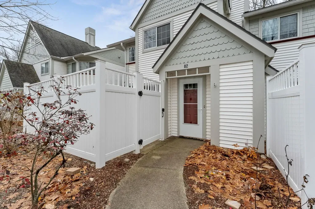 82 Winding Brook Drive South Burlington VT 05403