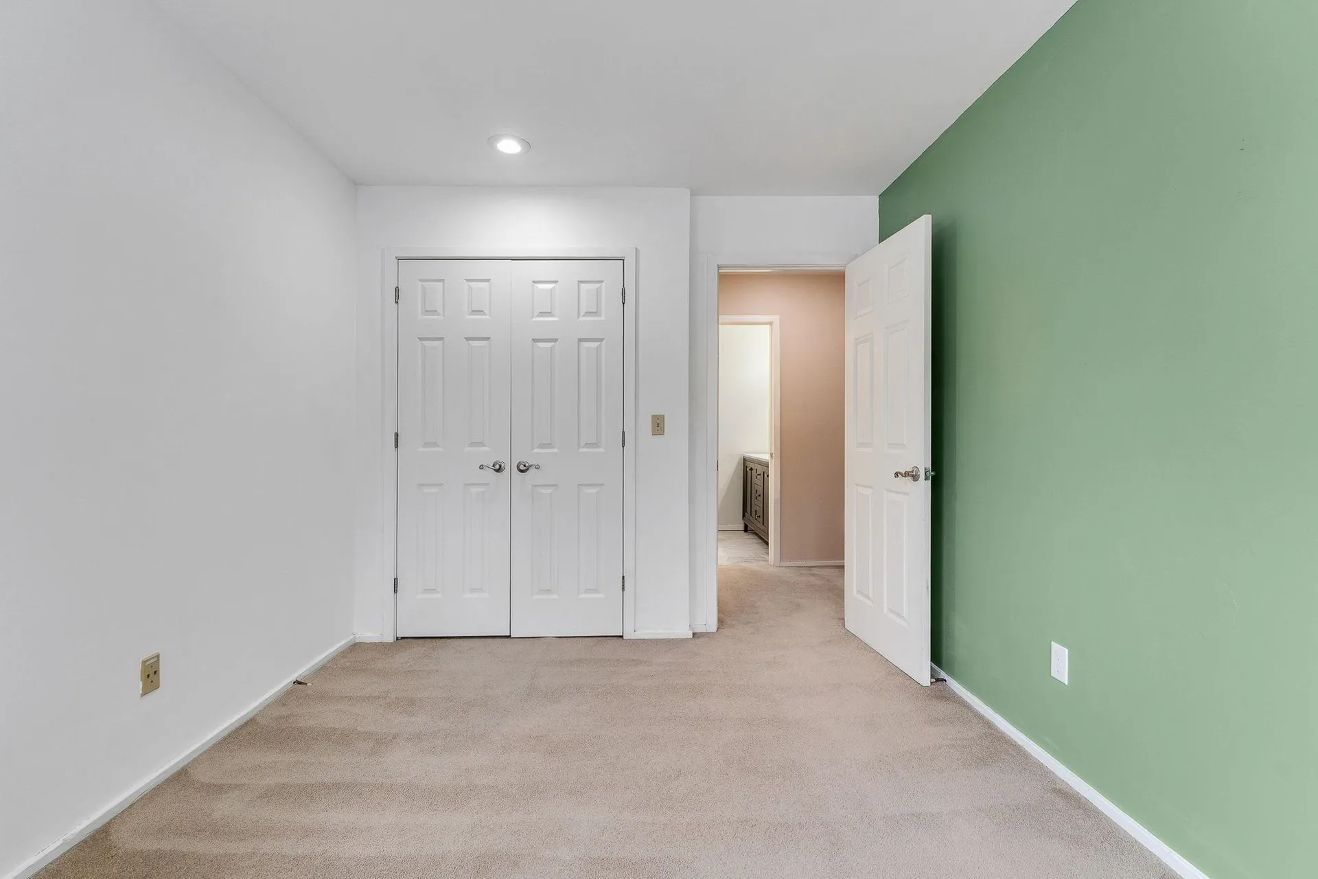 82 Winding Brook Drive South Burlington VT 05403