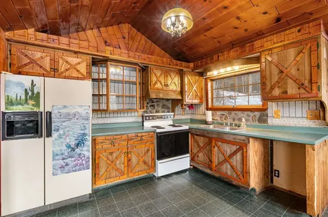 406 Nh Route 110 Northumberland NH 03582