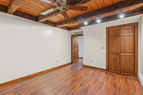 6 Mccolley Road Hillsborough NH 03244