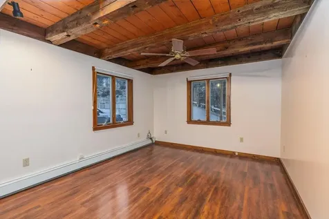 6 Mccolley Road Hillsborough NH 03244