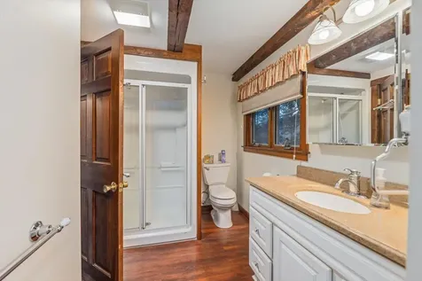 6 Mccolley Road Hillsborough NH 03244