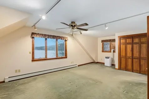 6 Mccolley Road Hillsborough NH 03244