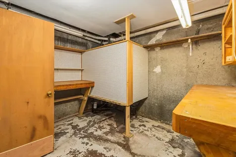 6 Mccolley Road Hillsborough NH 03244