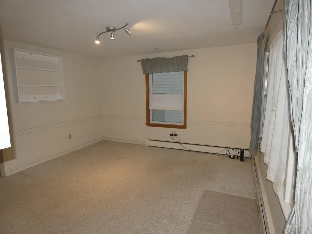 107 Middle Road Tuftonboro NH 03816