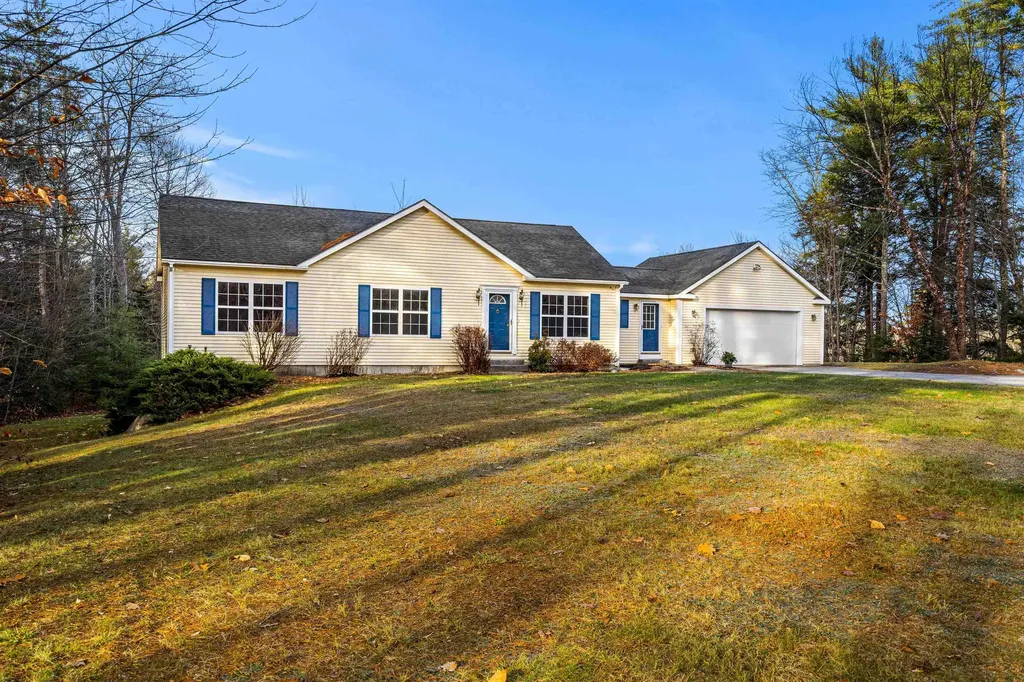 454 Little Pond Road Sandwich NH 03227