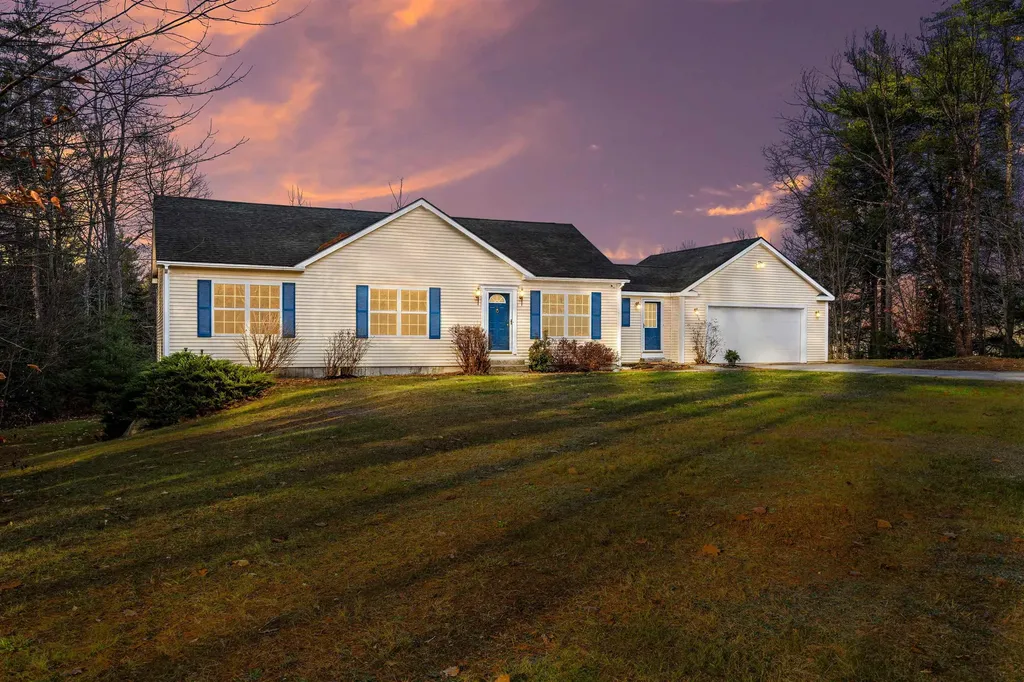 454 Little Pond Road Sandwich NH 03227