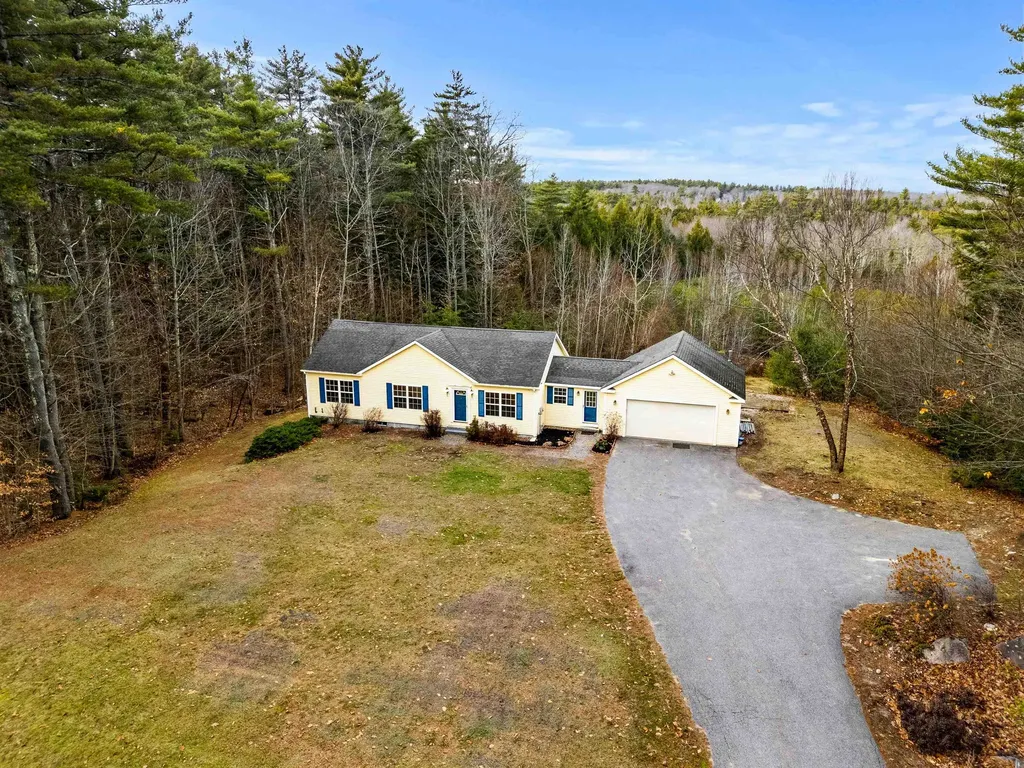 454 Little Pond Road Sandwich NH 03227
