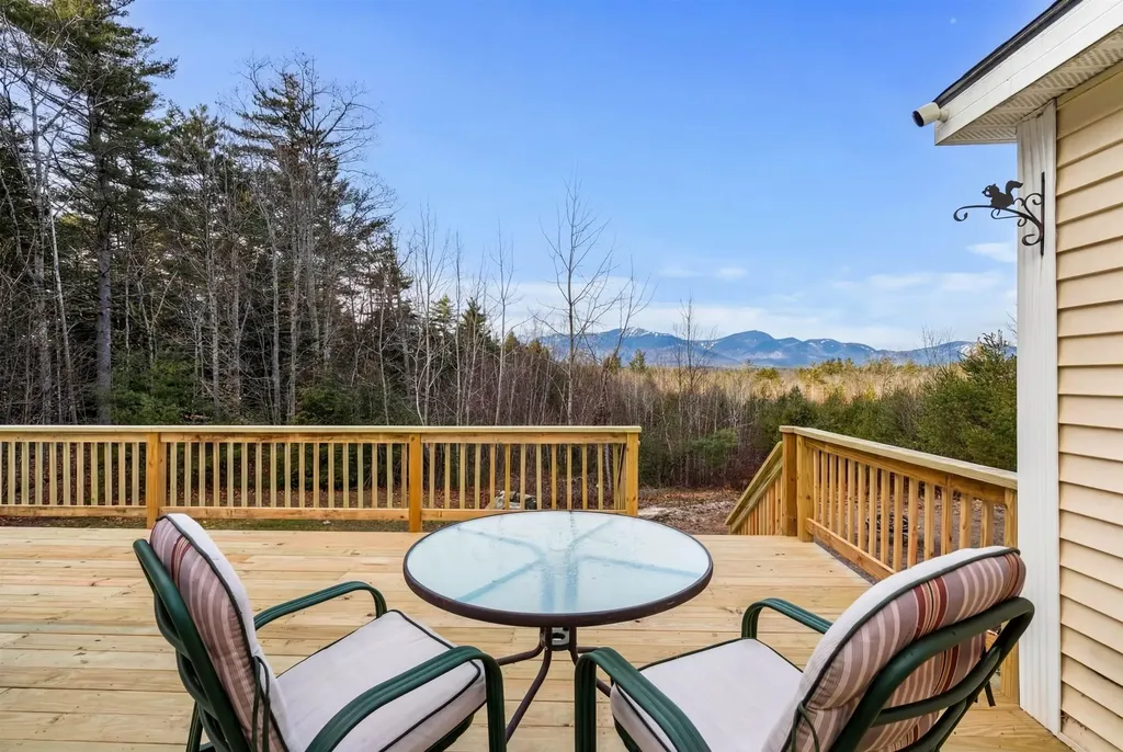 454 Little Pond Road Sandwich NH 03227