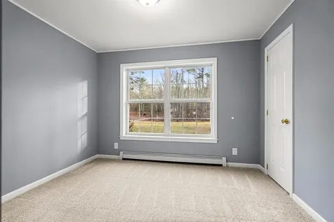 454 Little Pond Road Sandwich NH 03227