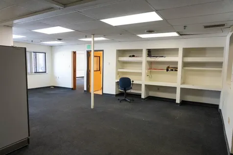 16 Airpark Road Lebanon NH 03784