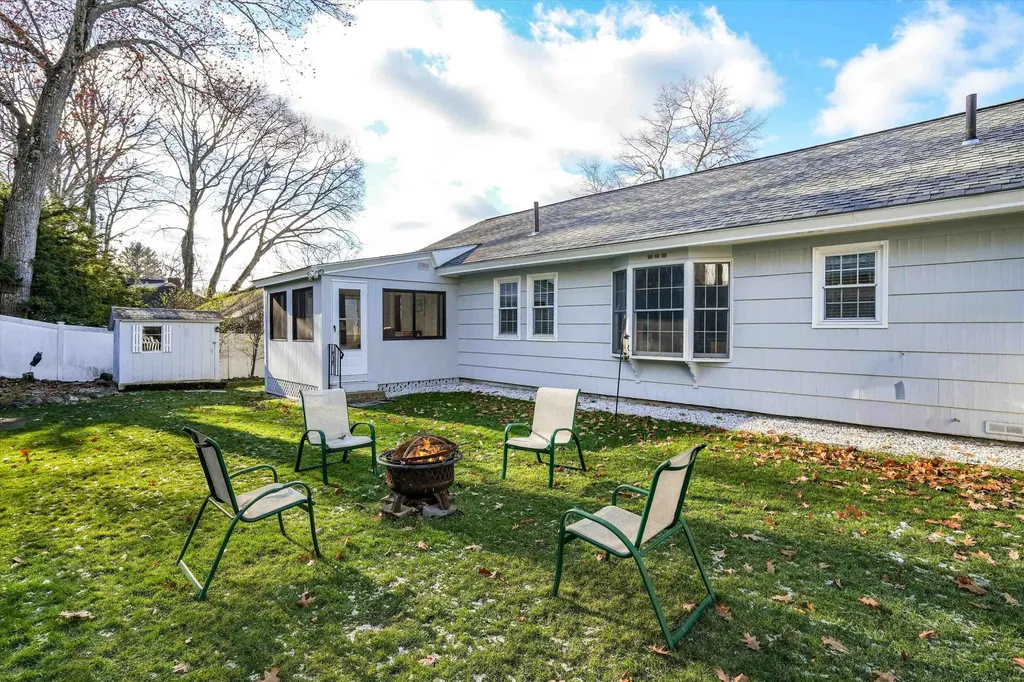 71 Bruce Road Manchester NH 03104