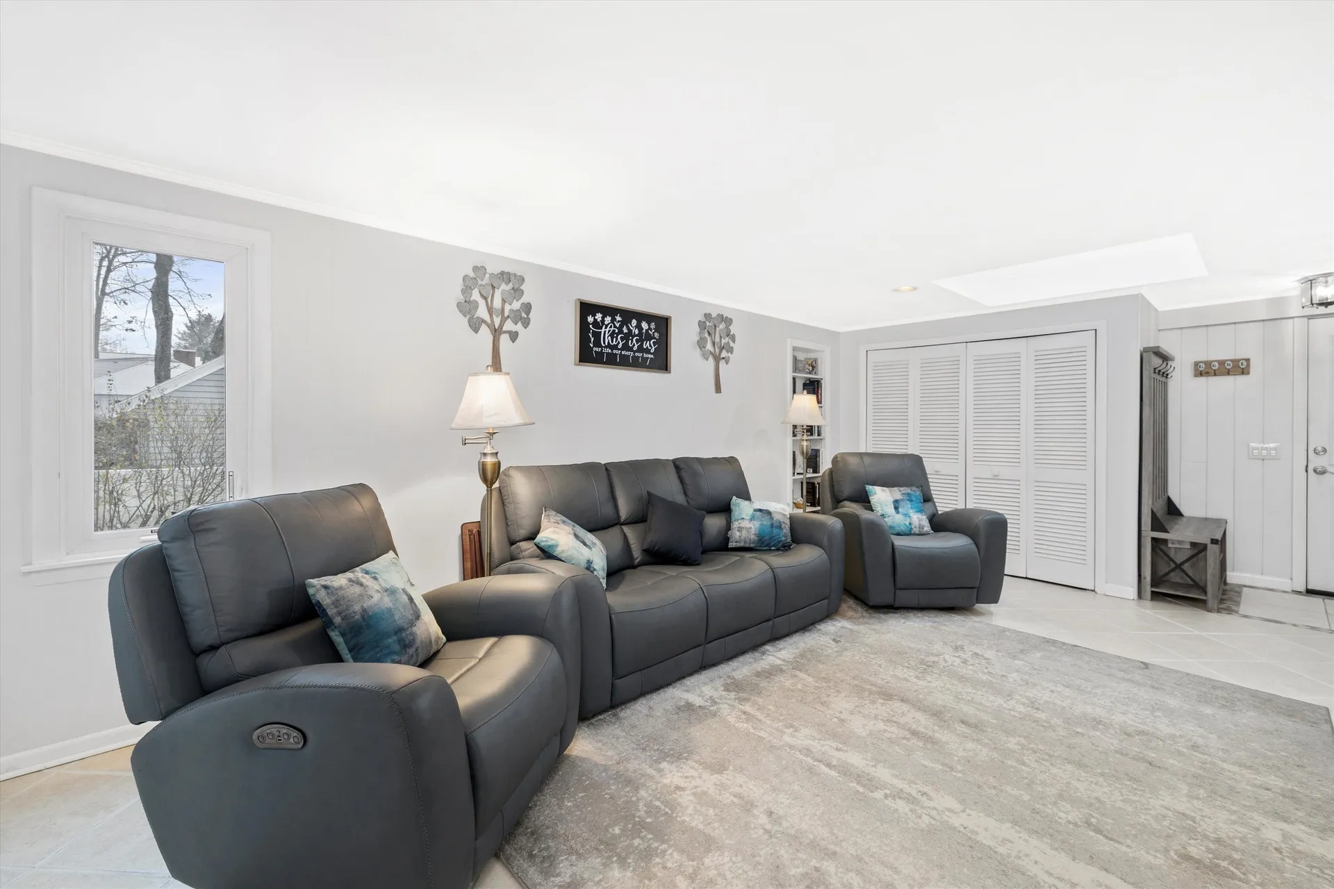 71 Bruce Road Manchester NH 03104