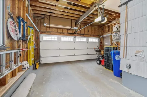 71 Bruce Road Manchester NH 03104