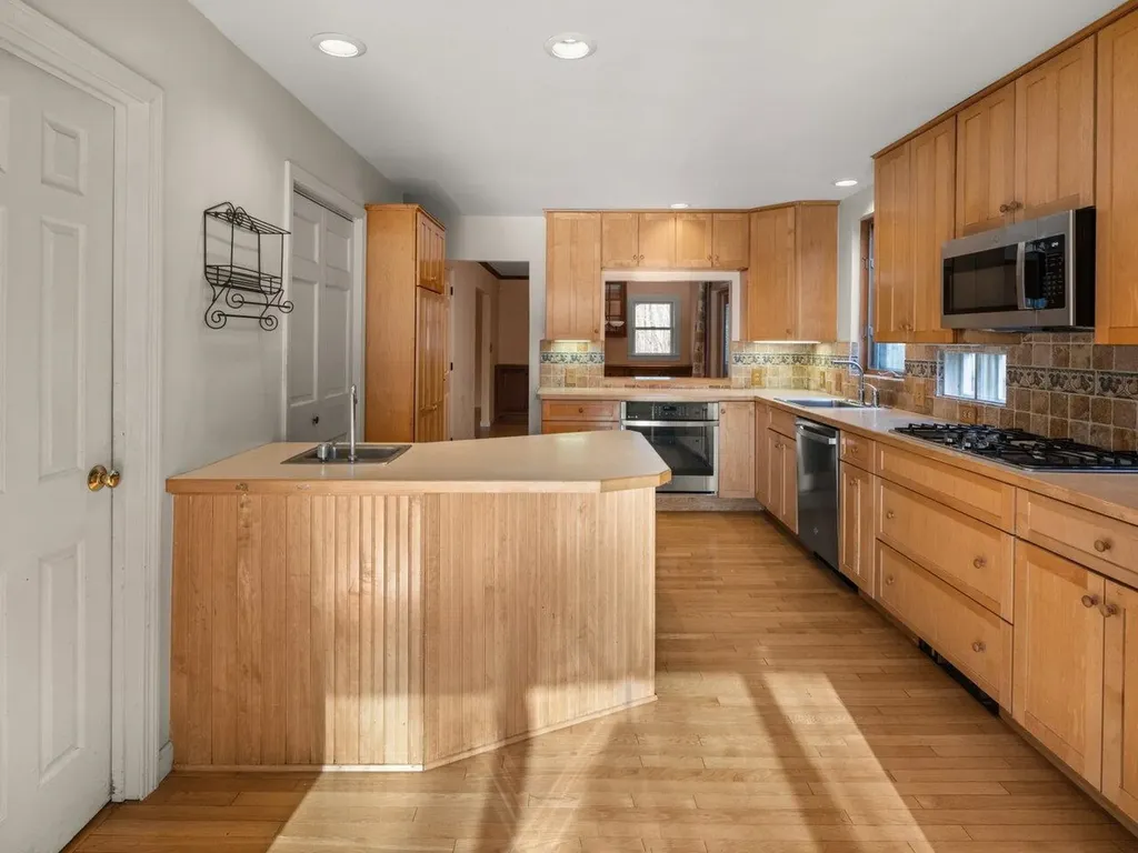 2779 South Road Williston VT 05495