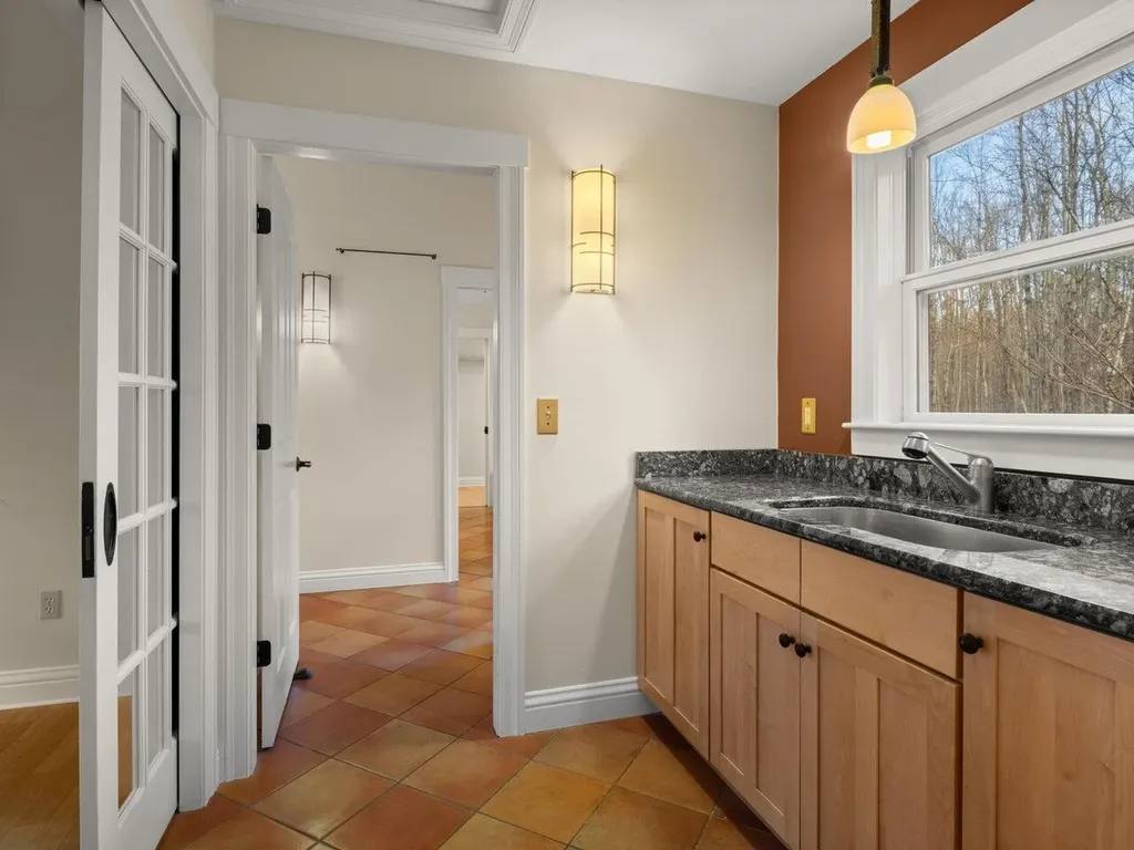 2779 South Road Williston VT 05495
