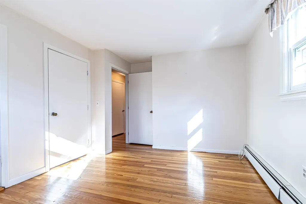 30 Gendron Street Nashua NH 03062