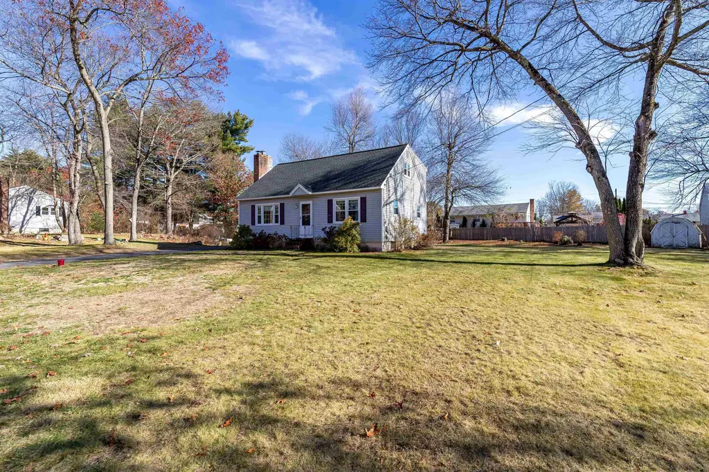 30 Gendron Street Nashua NH 03062