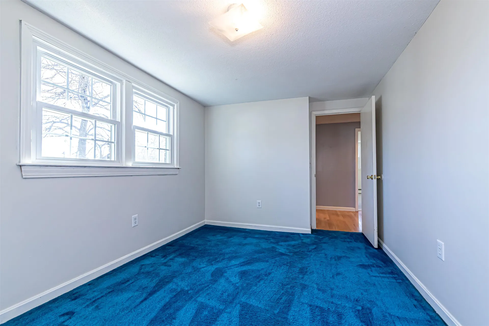 30 Gendron Street Nashua NH 03062