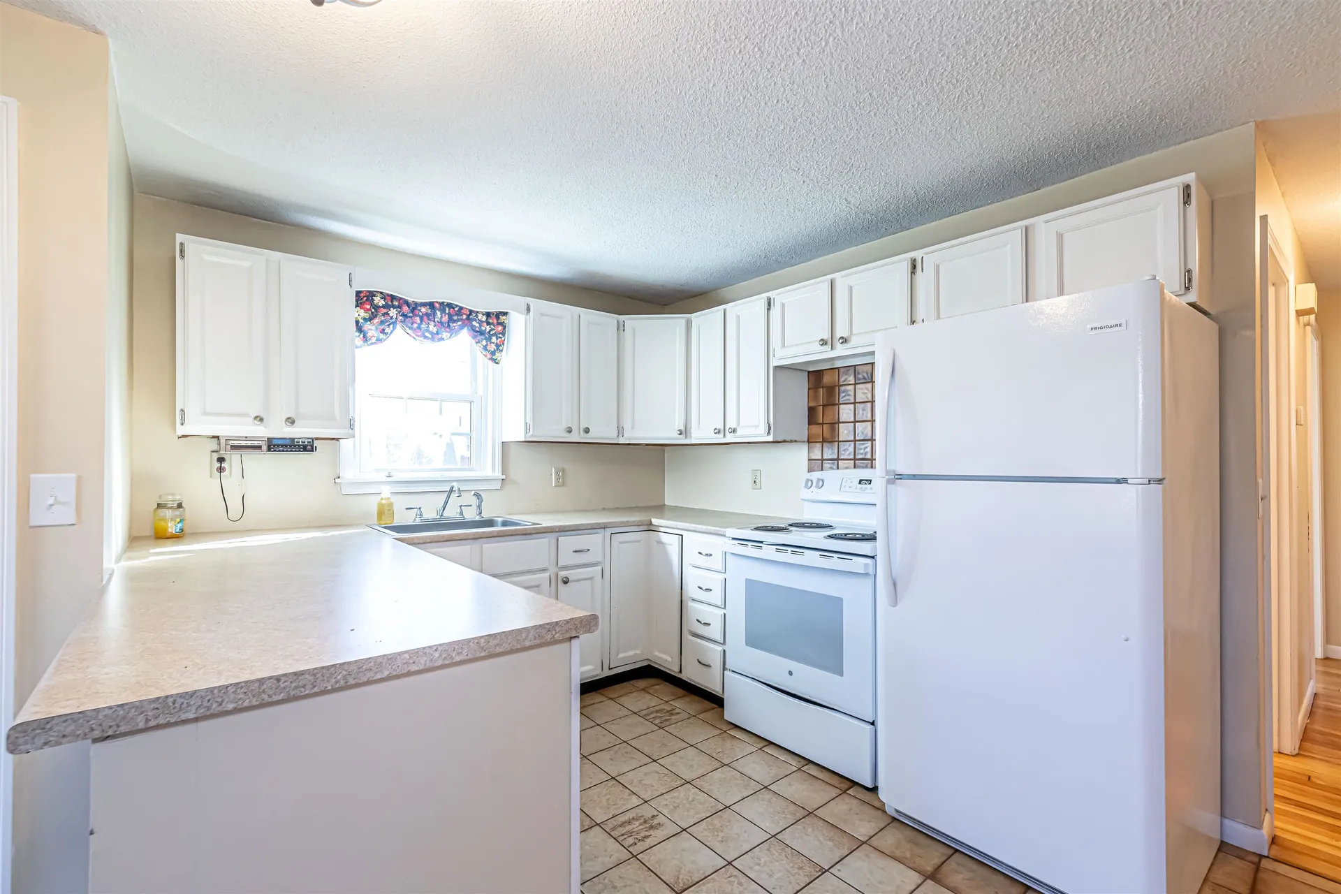 30 Gendron Street Nashua NH 03062