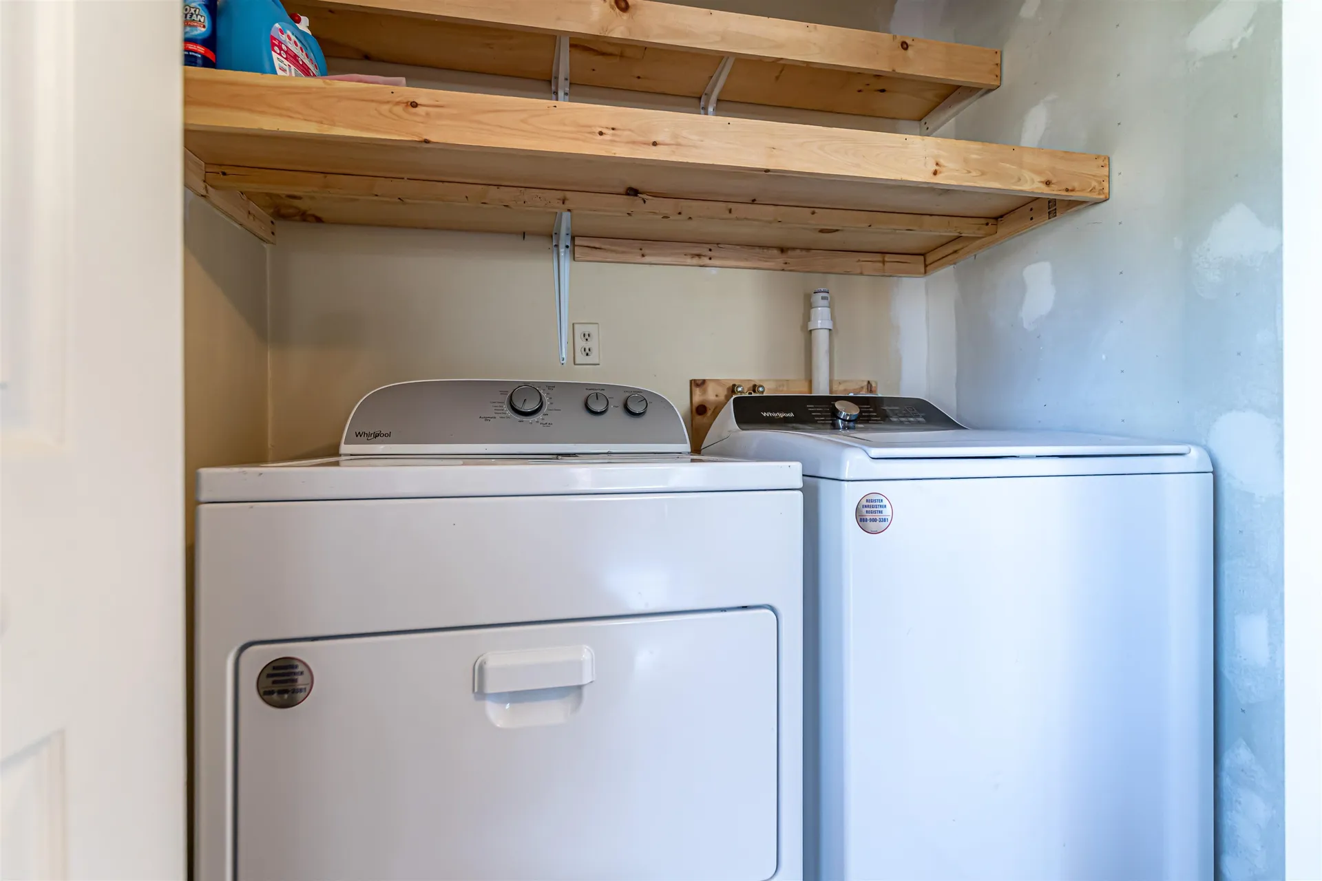 30 Gendron Street Nashua NH 03062