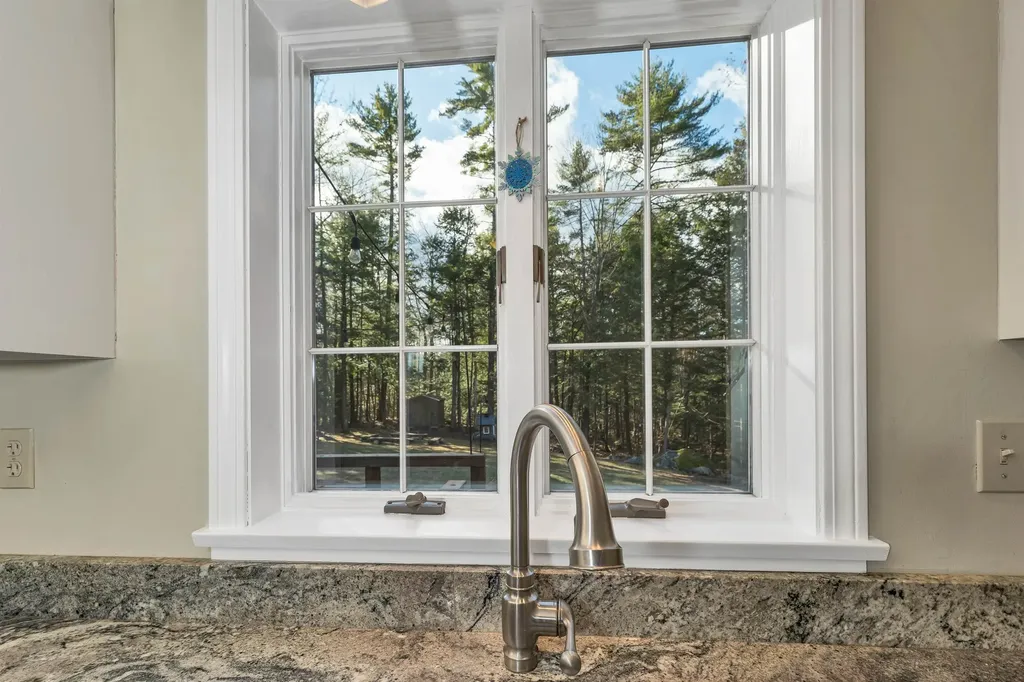 35 Westwood Drive Wolfeboro NH 03894