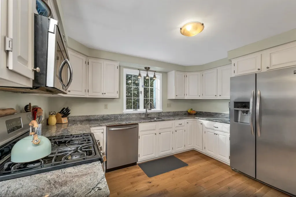 35 Westwood Drive Wolfeboro NH 03894