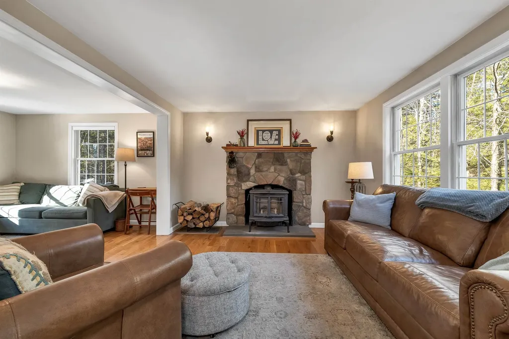 35 Westwood Drive Wolfeboro NH 03894