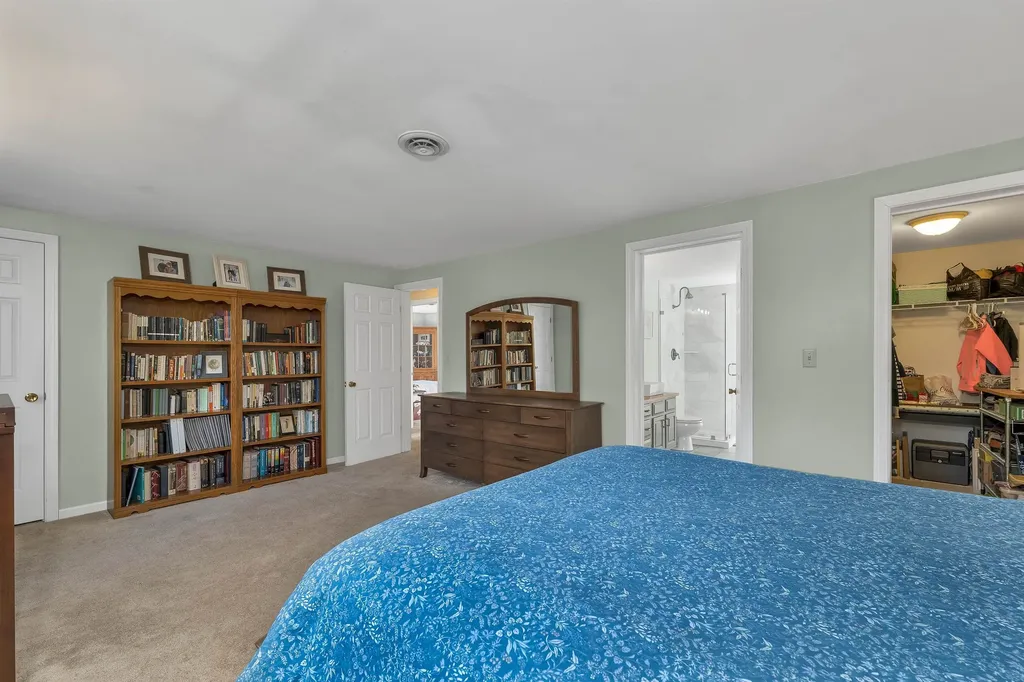 35 Westwood Drive Wolfeboro NH 03894