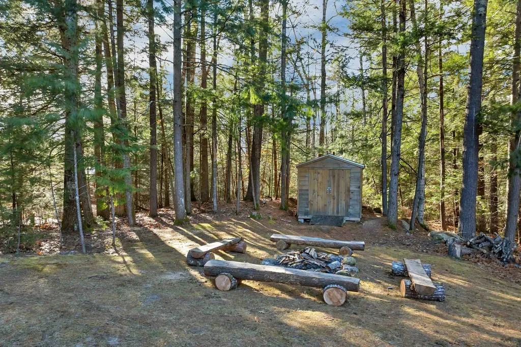 35 Westwood Drive Wolfeboro NH 03894